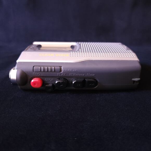 Sony TCM-150 Cassette Corder Handheld Recorder Player - AS IS / For Parts ONLY - Picture 2 of 6